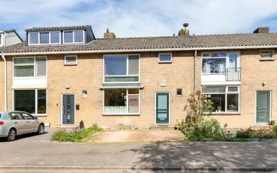 Tussenwoning te koop: Terschellingstraat 8, Schilders- en Waddenbuurt Zaandam