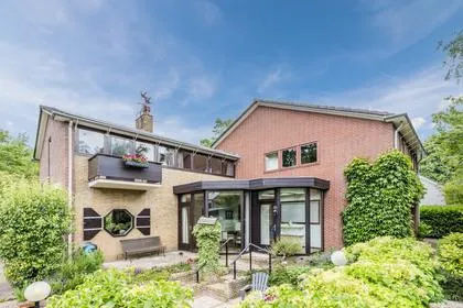 Vrijstaande woning te koop: Tesselschadelaan 28, Zijdelwaard Uithoorn