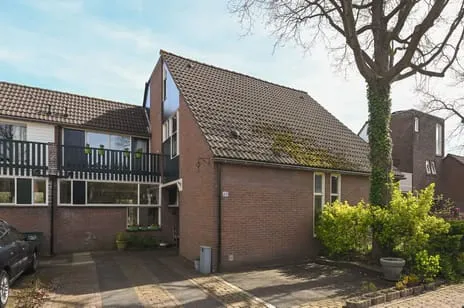 Tussenwoning te koop: Tesselschadelaan 69, Buitendijken Muiderberg Muiderberg