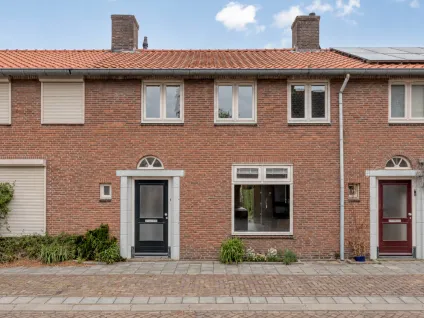 Tussenwoning te koop: Teugenaarsstraat 38, Berghemseweg-Zuid Oss