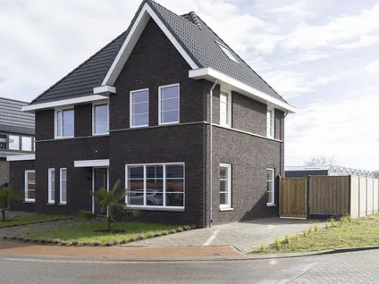 Vrijstaande woning te koop: Teunestraat 2, Kern Ell Ell