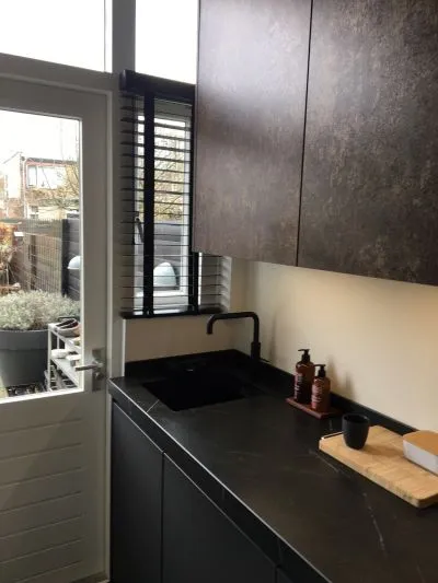 Tussenwoning te koop: Theemsstraat 74, Zeeheldenbuurt Haarlem