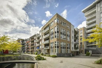 Appartement te koop: Theo van Doesburghof 50, Holland Park Diemen