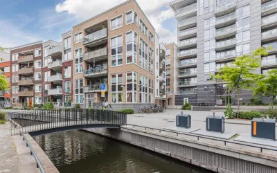 Appartement te koop: Theo van Doesburghof 60, Holland Park Diemen