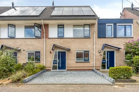 Tussenwoning te koop: Theodora Bouwmeesterstraat 23, De Enk Zutphen
