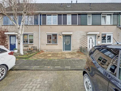 Tussenwoning te koop: Theodora Haverstraat 19, Maaswijk-Zuidwest Spijkenisse