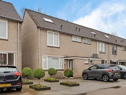 Hoekwoning te koop: Theodora Versteeghstraat 60, Bruninkshoek Hengelo