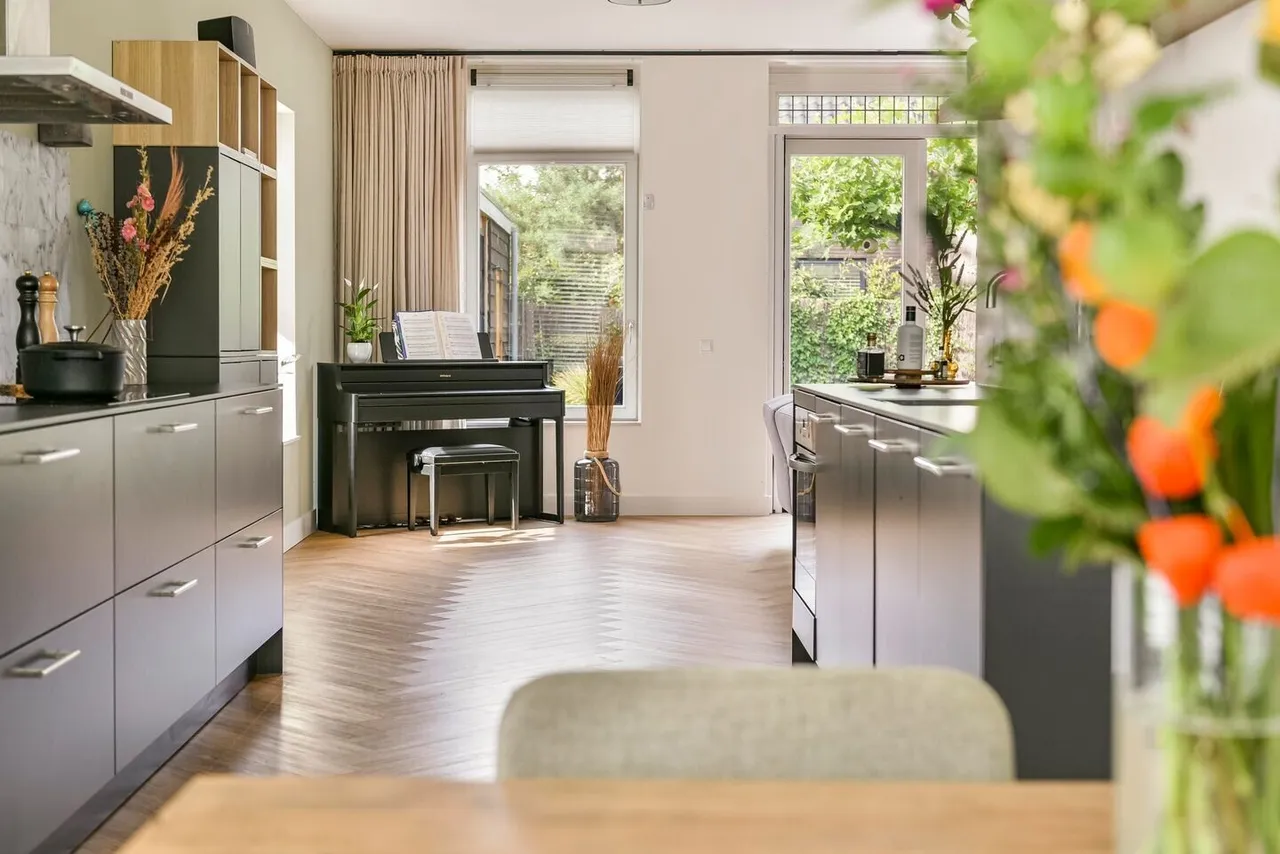 Hoekwoning te koop: Theodorapolder 31, Amersfoort