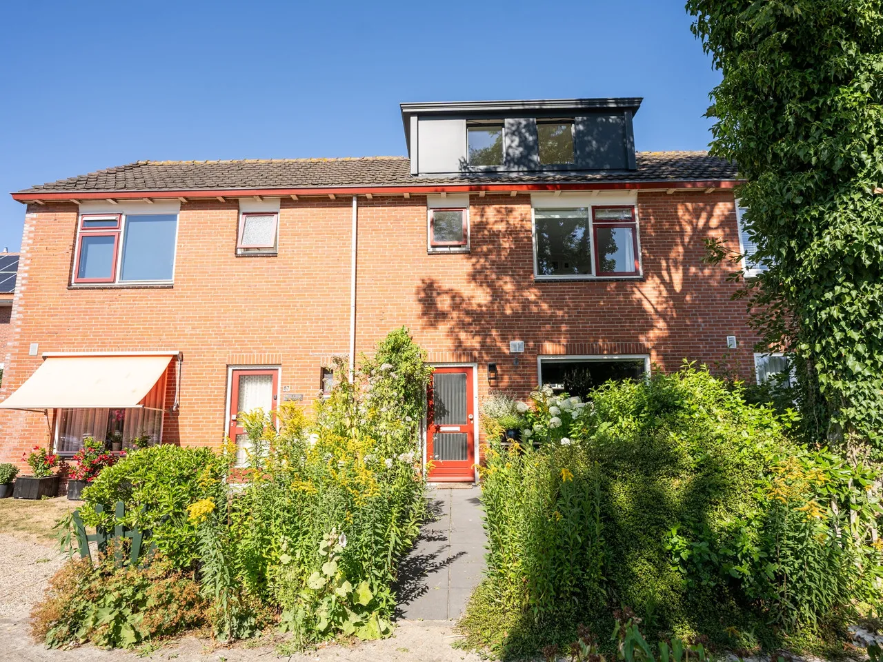Tussenwoning te koop: Thijsselaan 89, Den Burg