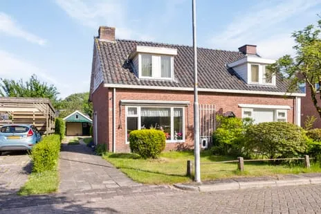 Semi-detached for sale: Thoden van Velzenweg 13, Hurdegaryp Hurdegaryp