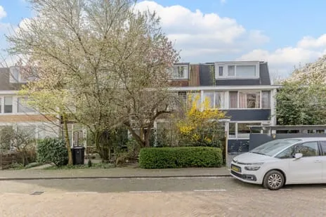 Tussenwoning te koop: Tholenseweg 7, Vredeveldbuurt Amstelveen