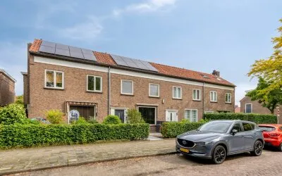 Tussenwoning te koop: Thomas à Kempislaan 44, Sintenbuurt Eindhoven