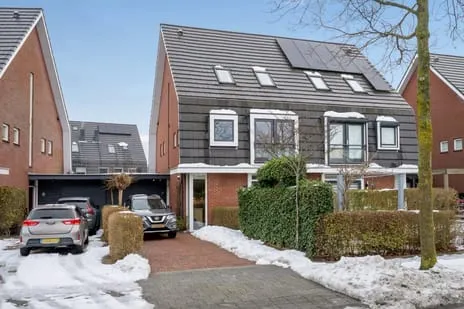 Tussenwoning te koop: Thomas Morelaan 8, Oosterheem-Noord-Oost Zoetermeer