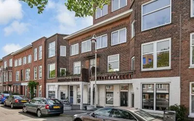 Apartment for sale: Thomsonlaan 206, Bloemenbuurt-Oost 'S-Gravenhage