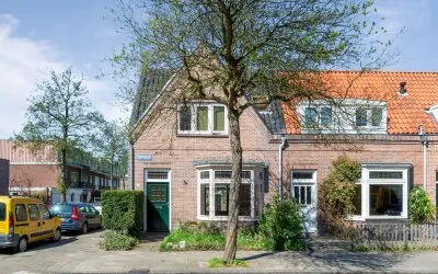 Hoekwoning te koop: Thomsonlaan 65, Natuurkundigenbuurt-west Haarlem