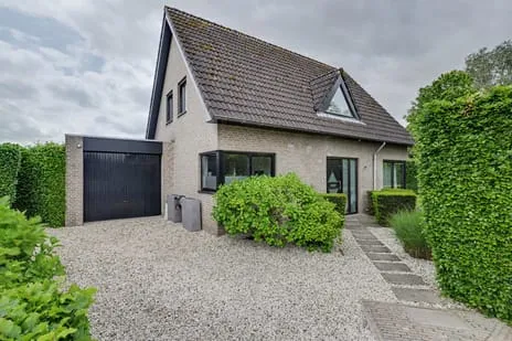 Vrijstaande woning te koop: Thorbecke singel 20, Hooipolder en De Hoeven Raamsdonksveer
