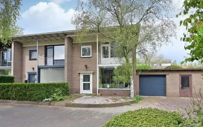 Hoekwoning te koop: Thorbeckelaan 107, Ministerpark Naarden
