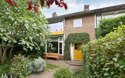 Tussenwoning te koop: Thorbeckelaan 11, Ministerpark Naarden