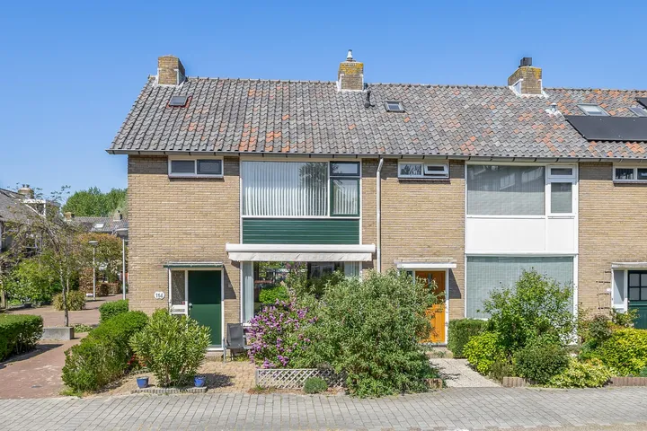 Hoekwoning te koop: Thorbeckelaan 114, Pijnacker Noord Pijnacker