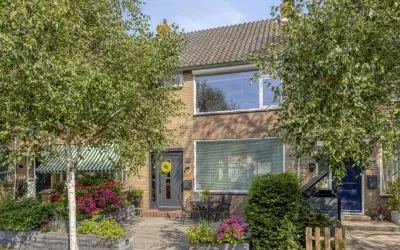 Tussenwoning te koop: Thorbeckelaan 34, Staatsliedenbuurt Hillegom