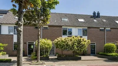 Tussenwoning te koop: Thorbeckestraat 18, Pijletuinen Naaldwijk