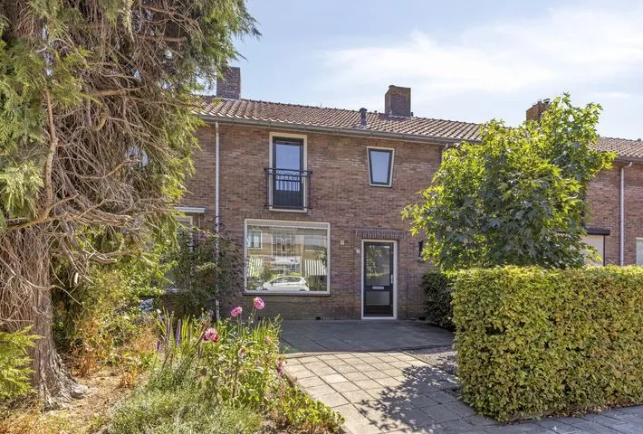 Tussenwoning te koop: Thorbeckestraat 3, Hendrik-Ido-Ambacht