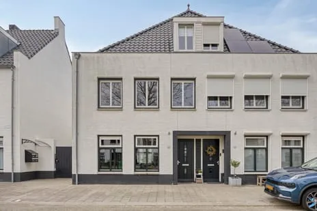 Twee-onder-één-kap te koop: Thornerstraat 12, Sprundel Sprundel