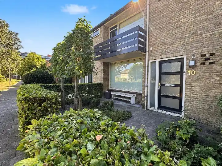 Tussenwoning te koop: A. Anemastraat 10, Staatsliedenbuurt Papendrecht