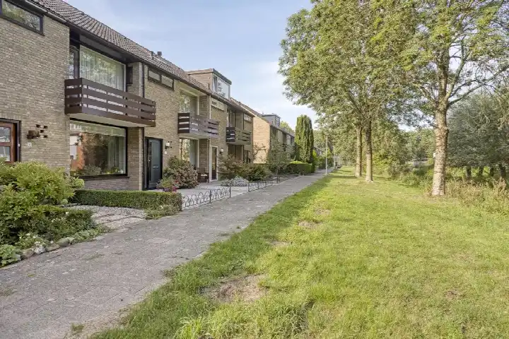 Terraced house for sale: A. Anemastraat 32, Staatsliedenbuurt Papendrecht