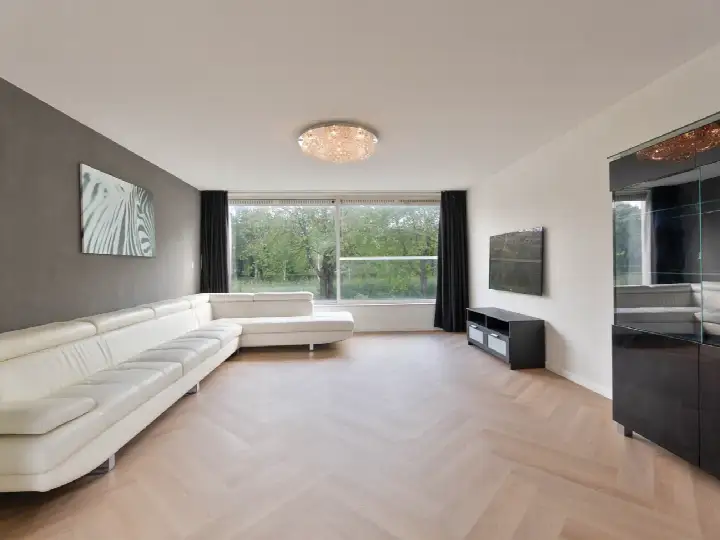 Terraced house for sale: A. Noordewier-Reddingiuslaan 193, Prinsenland Rotterdam