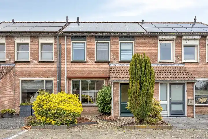 Terraced house for sale: Aalbersestraat 38, Kroon Helmond