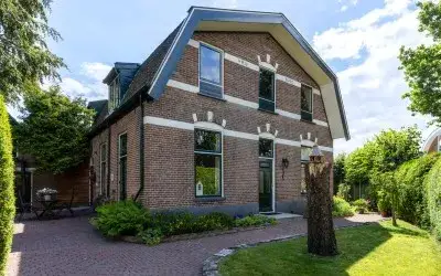 Semi-detached for sale: Aalbessenlaan 20, Zevenhuizen Apeldoorn