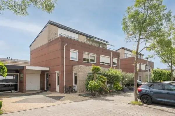 Tussenwoning te koop: Aalborg Haackslaan 7, De Sandeling Hendrik-Ido-Ambacht