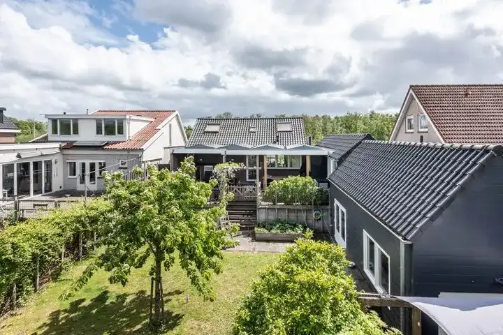 Detached house for sale: Aalsmeerderdijk 23, Oude Meer Oude Meer