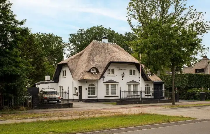 Vrijstaande woning te koop: Aalsterweg 300, Sportpark Aalsterweg Eindhoven