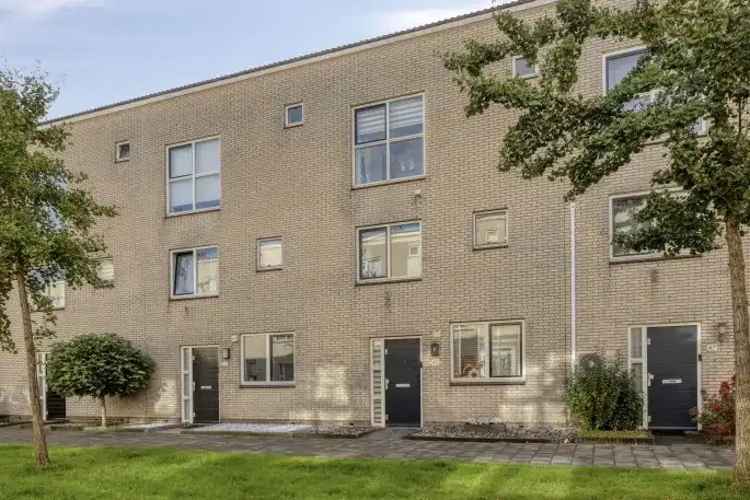 Terraced house for sale: Aalststraat 45, Vossenbelt Zuid Hengelo