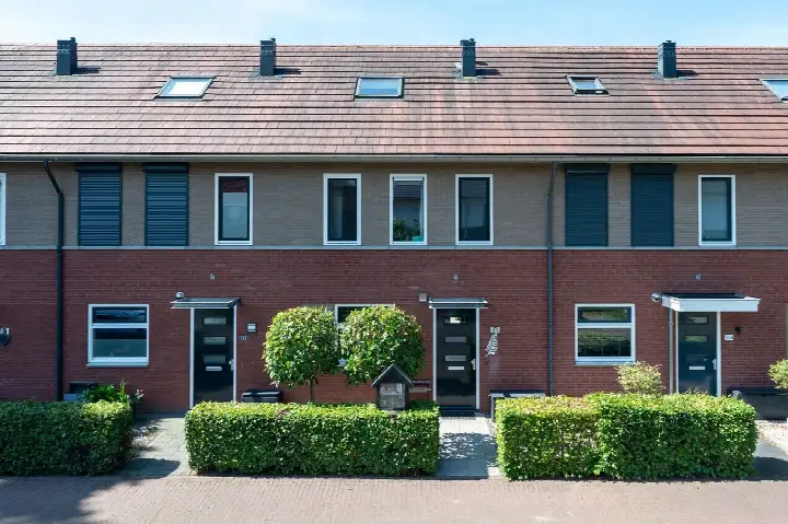 Terraced house for sale: Aaltsengoed 166, Putten-Stationsstraat industriegebied Putten