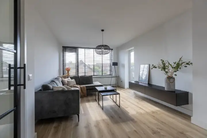 Apartment for sale: Aart van der Leeuwstraat 37, Weesp Dichtersbuurt Weesp