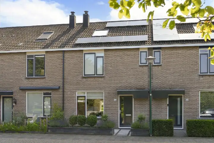 Terraced house for sale: Aartseveen 101, Noordbuurt Eemnes