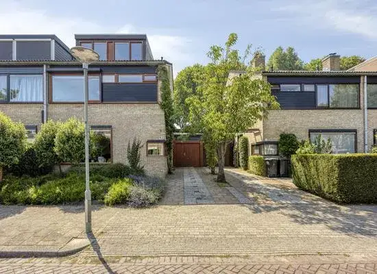 Terraced house for sale: Abeelstraat 13, Dubbeldam-Zuid Dordrecht
