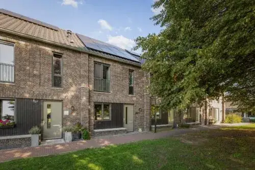 Tussenwoning te koop: Abraham Kuyperstraat 23, Twello De Vijfhoek Twello