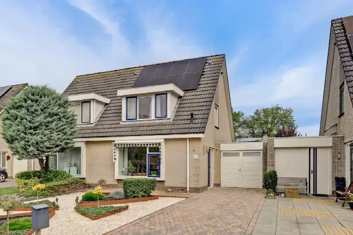 Terraced house for sale: Abraham Kuyperstraat 41, Oosterpark Harlingen