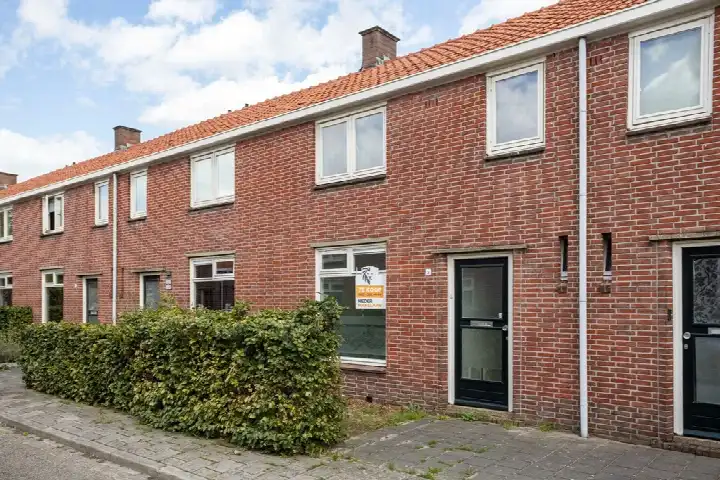 Tussenwoning te koop: Abraham Steenhagenstraat 3, Rumerslanden Almelo