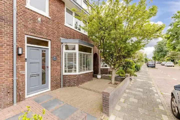 Tussenwoning te koop: Acacialaan 74, Ronde Boogaard Beverwijk