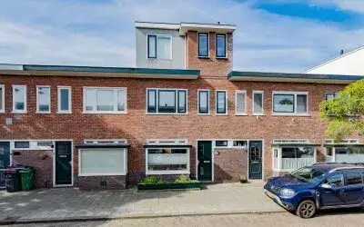 Tussenwoning te koop: Acaciastraat 105, Bomenbuurt-west Haarlem