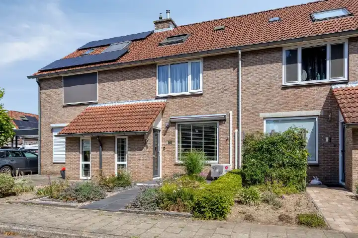 Tussenwoning te koop: Acaciastraat 29, Broekdijk Lichtenvoorde