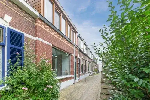 Terraced house for sale: Achter Nieuwstraat 13, Centrum-Zuid Bodegraven