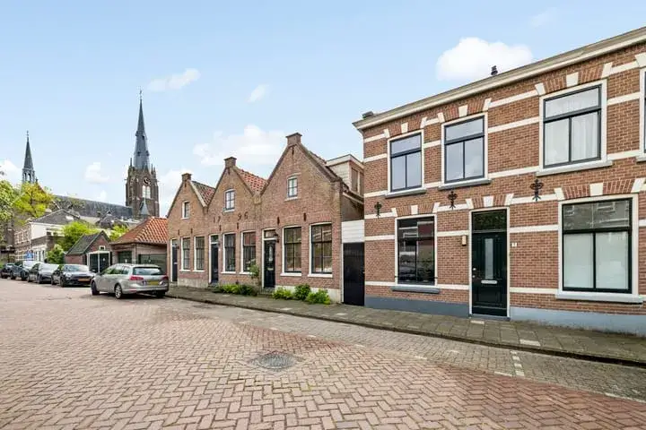 Hoekwoning te koop: Achterherengracht 7, Herensingelkwartier Weesp