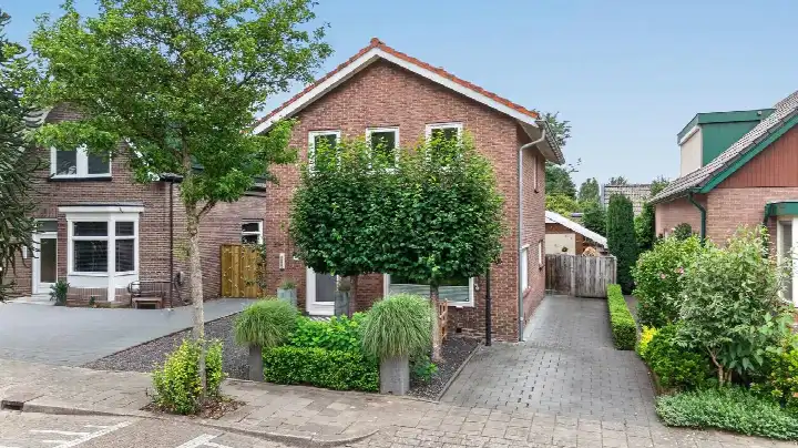 Detached house for sale: Achterlandseweg 2A, Driehuizen Apeldoorn