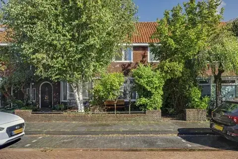 Terraced house for sale: Ackersdijckstraat 5, De Vliert 'S-Hertogenbosch
